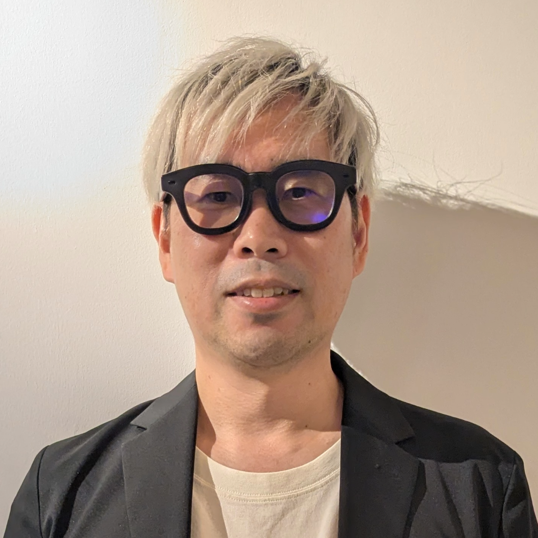 小畑タカユキ - AI駆動Web制作の専門家。SYNC代表、20年以上のWeb制作経験を持つ